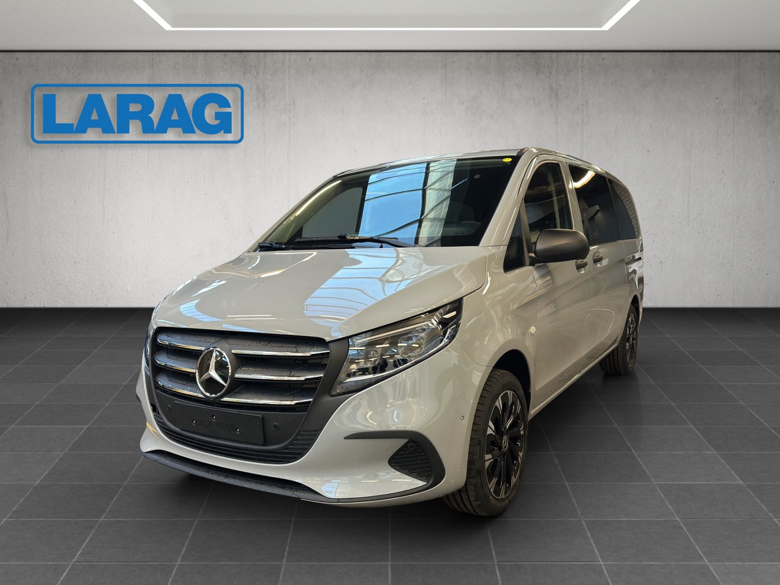 MERCEDES-BENZ Vito 116 CDI Lang Tourer 9G-Tronic 4M Select