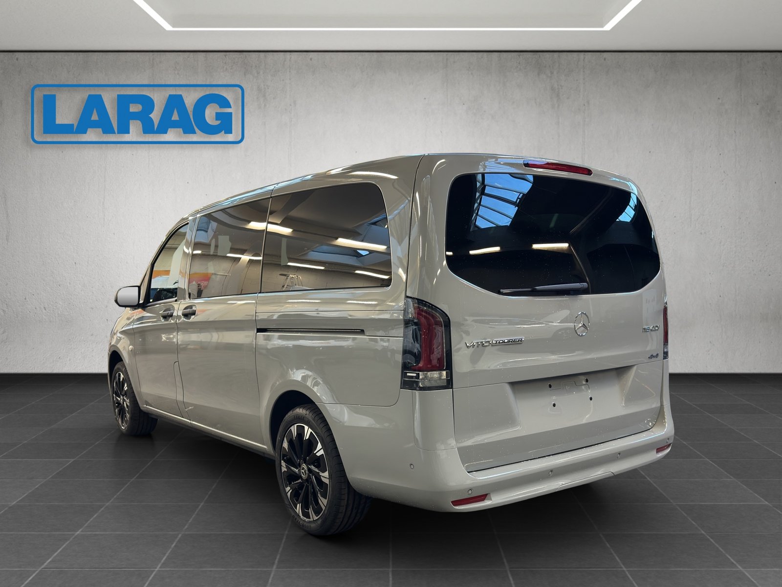 MERCEDES-BENZ Vito 116 CDI Lang Tourer 9G-Tronic 4M Select, Diesel, New car, Automatic - 4