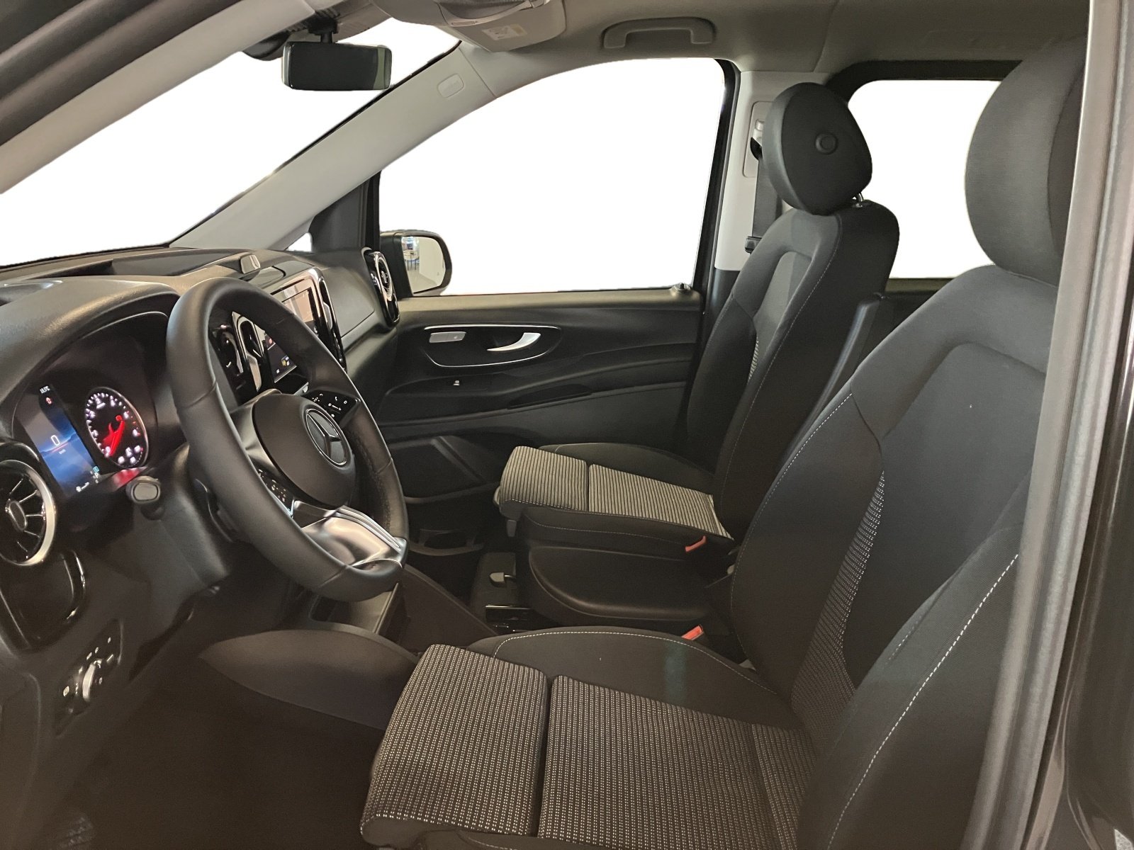 MERCEDES-BENZ Vito 116 CDI KB Tourer Select Family 4MATIC, Diesel, Voiture nouvelle, Automatique - 7