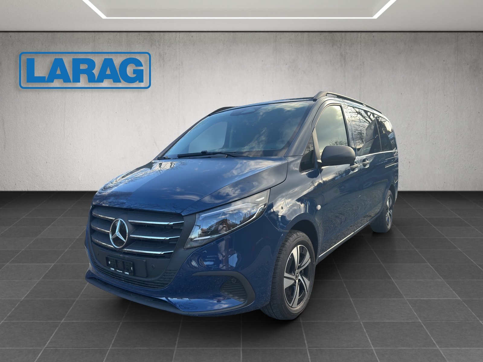 MERCEDES-BENZ Vito 116 CDI Lang Tourer 9G-Tronic 4M Select