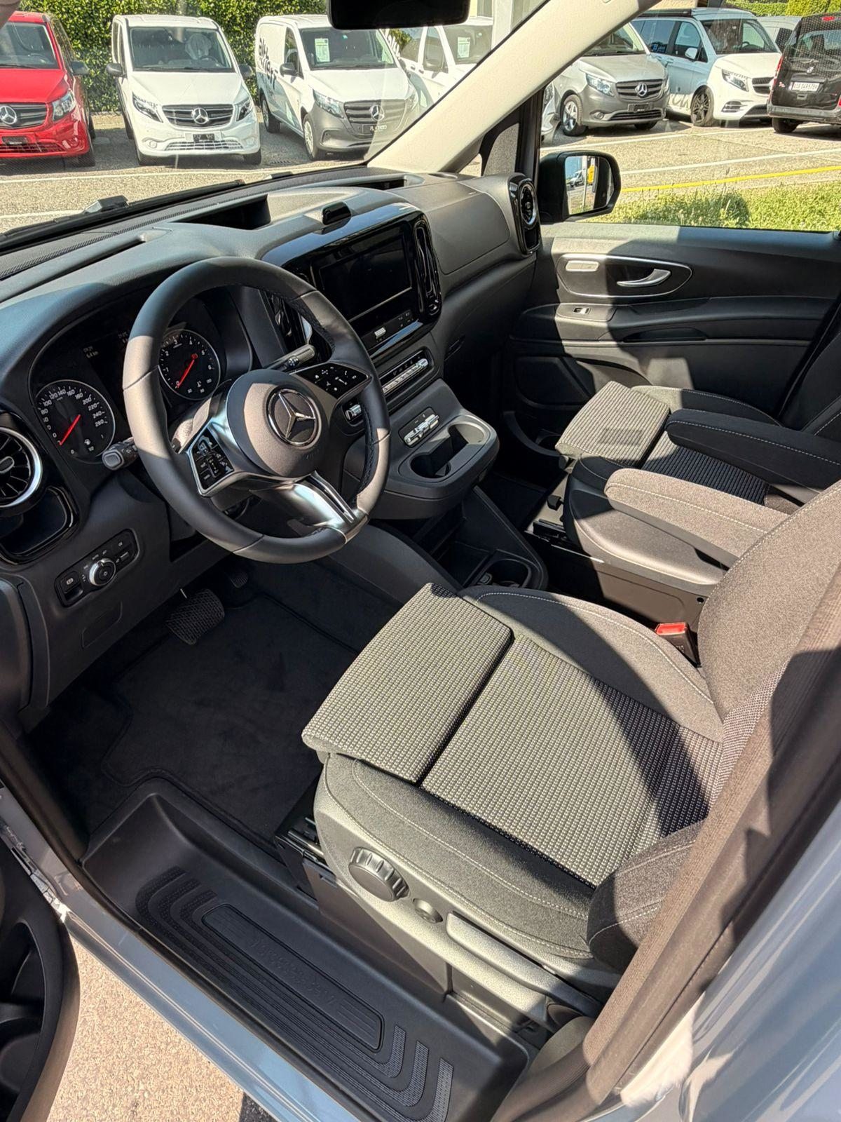 MERCEDES-BENZ Vito 116 CDI KB L Family II 4x4, Diesel, New car, Automatic - 7