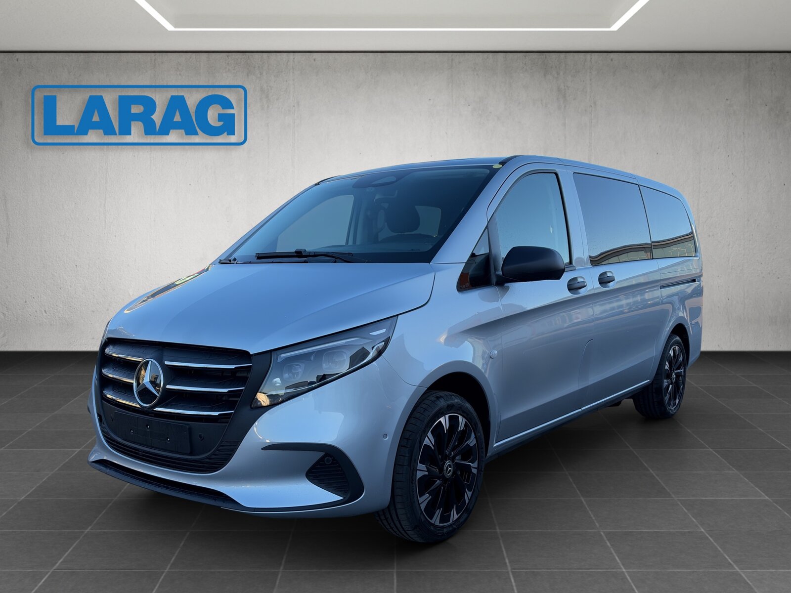 MERCEDES-BENZ Vito 116 CDI Tourer Select L FAMILY 4X4