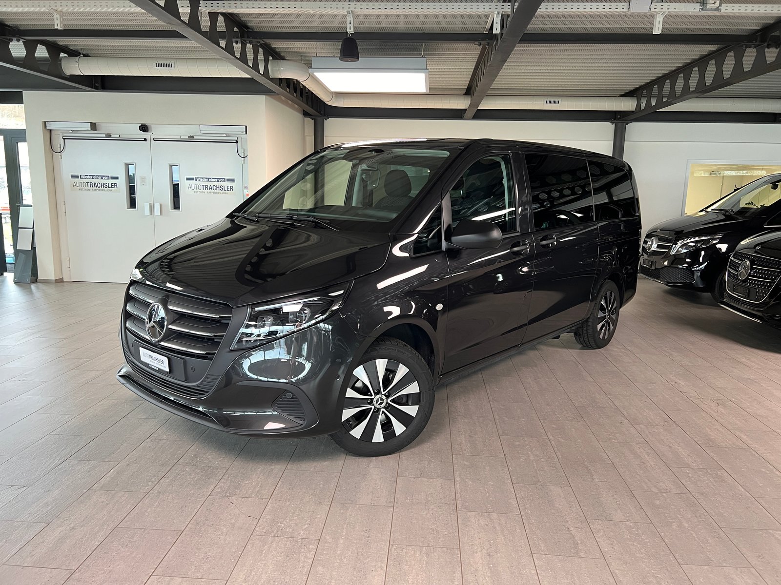 MERCEDES-BENZ Vito 119 CDI Lang Select Tourer 9G-Tronic 4Mat