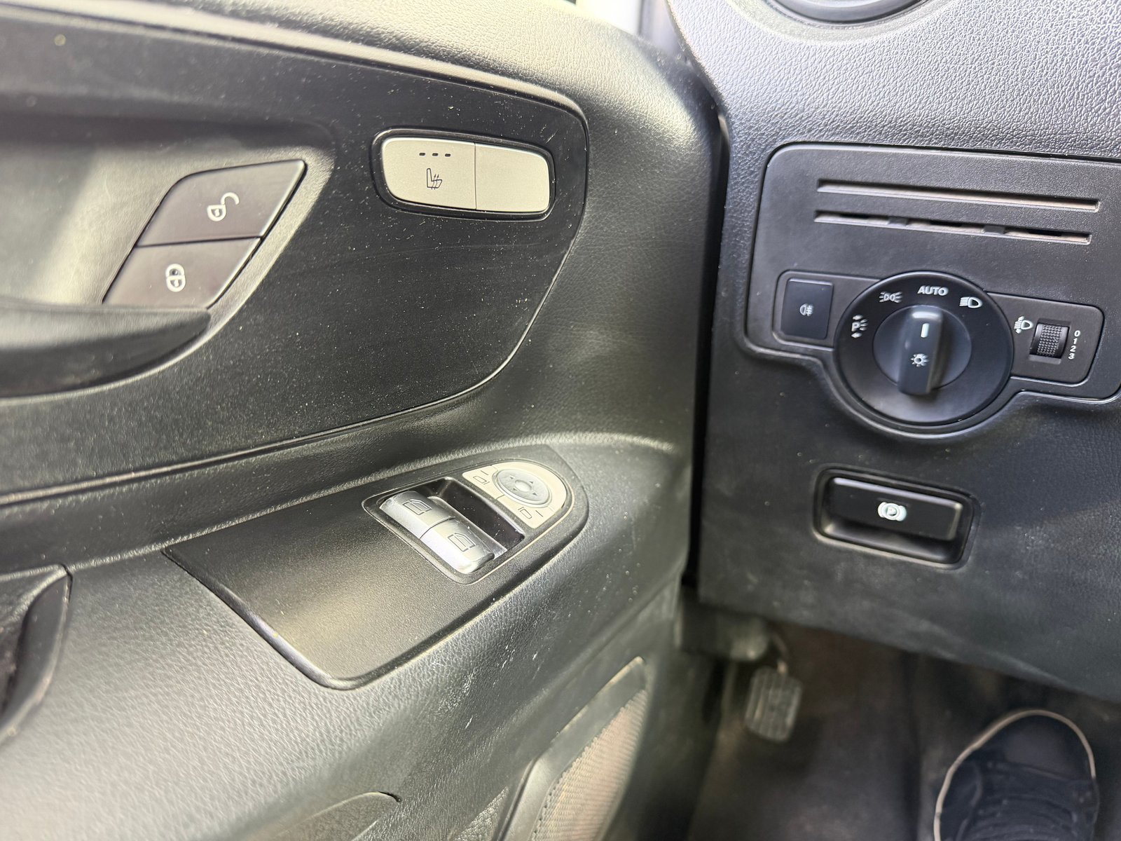 MERCEDES-BENZ 110, Diesel, Occasioni / Usate, Manuale - 2
