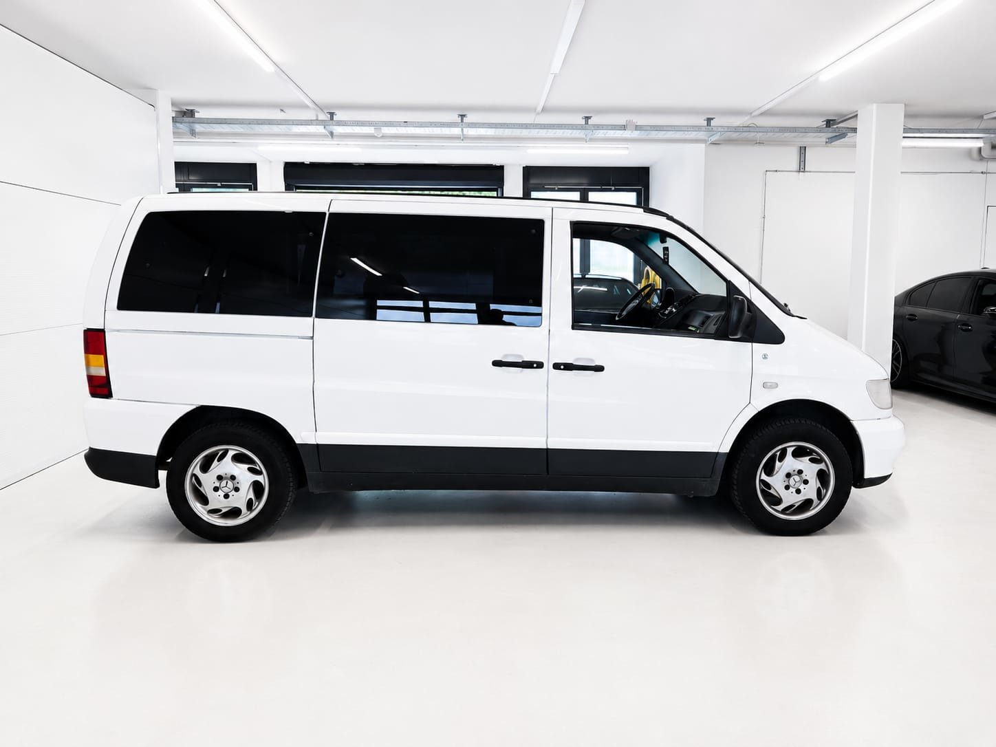 MERCEDES-BENZ Vito F 112CDI *Automat*, Diesel, Second hand / Used, Automatic - 4
