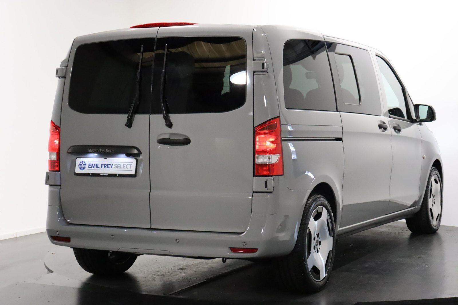 MERCEDES-BENZ Vito 124 Kombi K 2.0 CDI Pro, Diesel, Occasion / Gebraucht, Automatik - 2