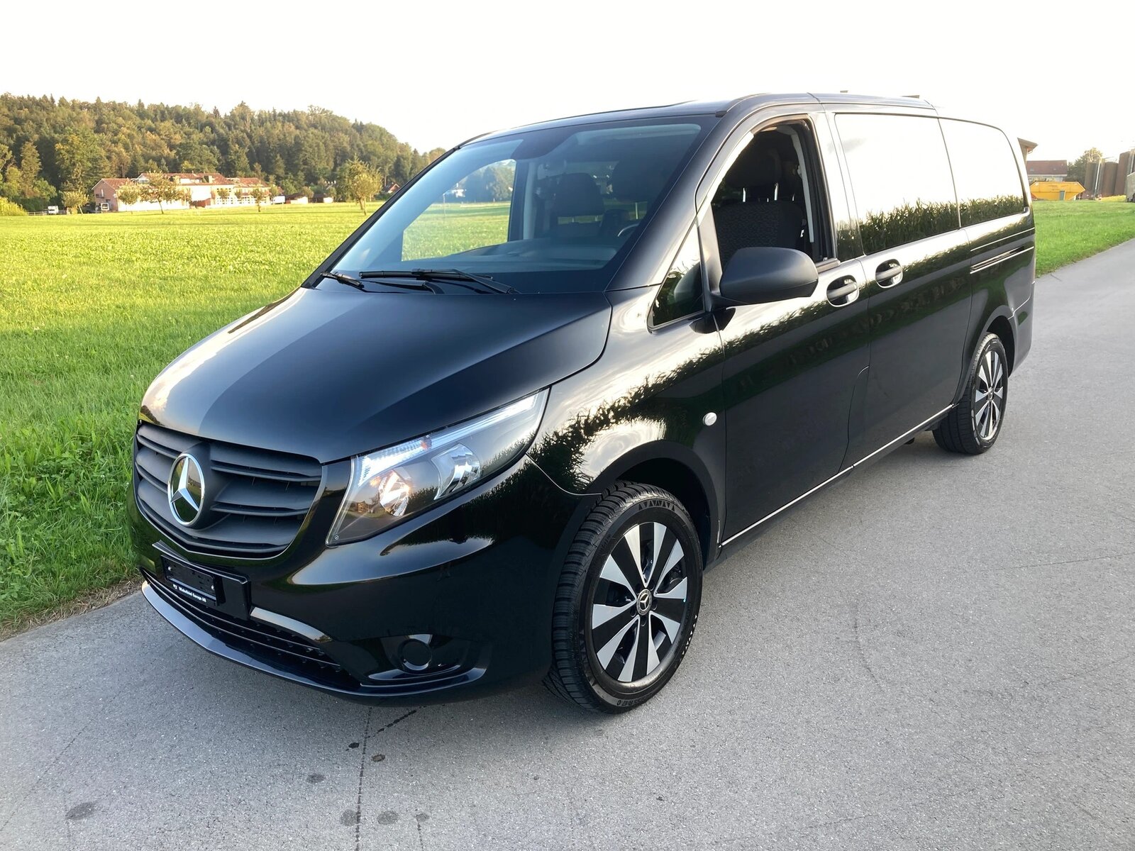 MERCEDES-BENZ Vito 116 CDI Pro Tourer 4Matic 9G-Tronic 9 Sit