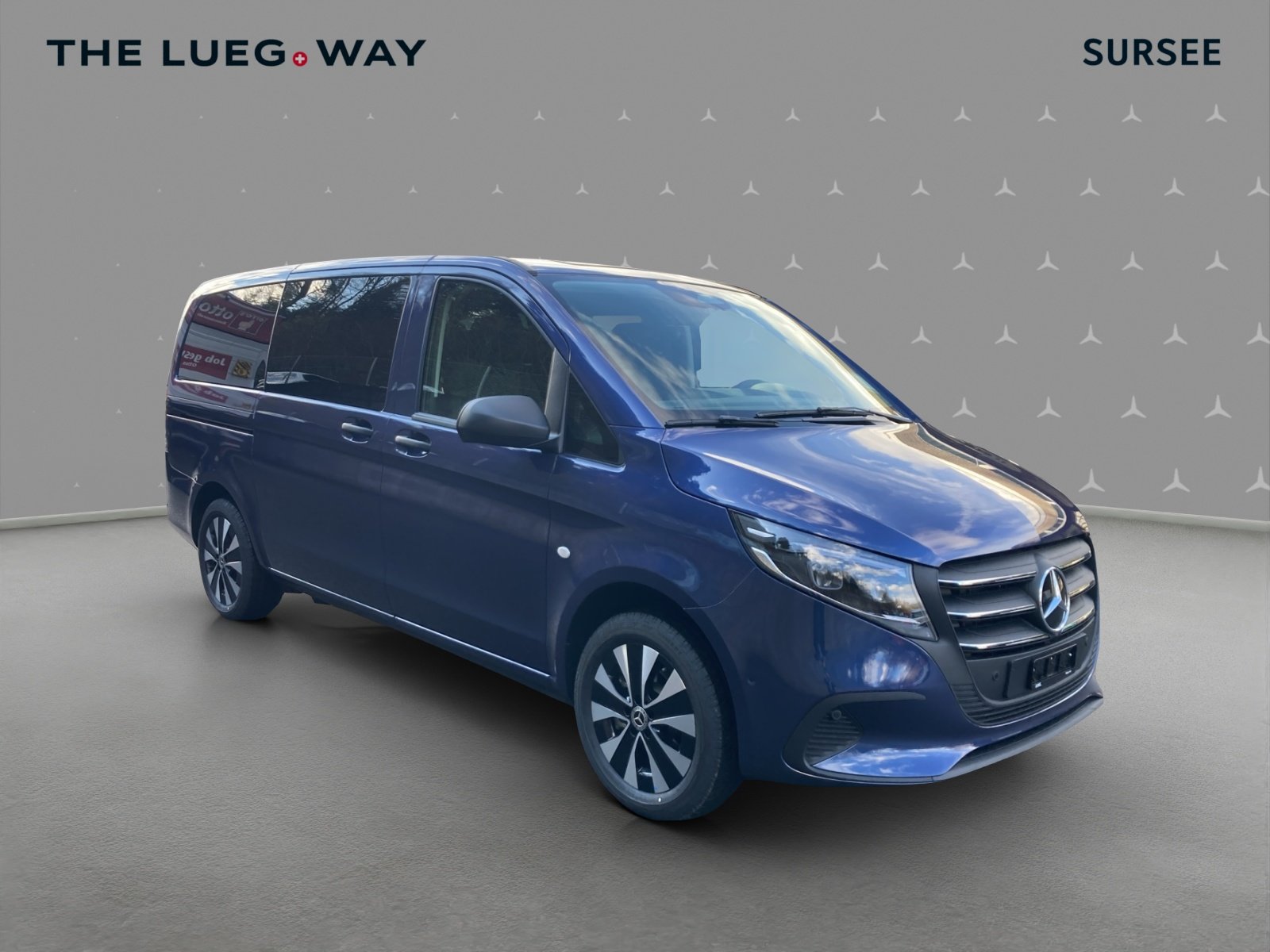 MERCEDES-BENZ Vito 116 CDI Lang Tourer 9G-Tronic 4M Select, Diesel, Ex-demonstrator, Automatic - 2