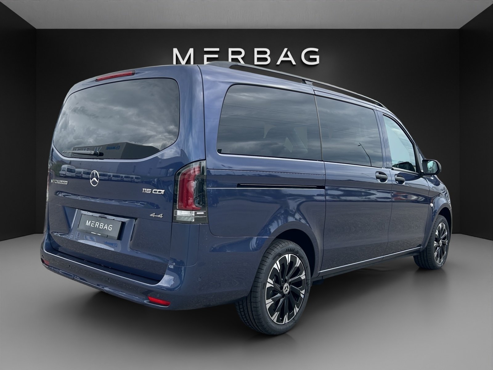 MERCEDES-BENZ Vito 116 CDI Lang Tourer 9G-Tronic 4M Select, Diesel, Ex-demonstrator, Automatic - 6