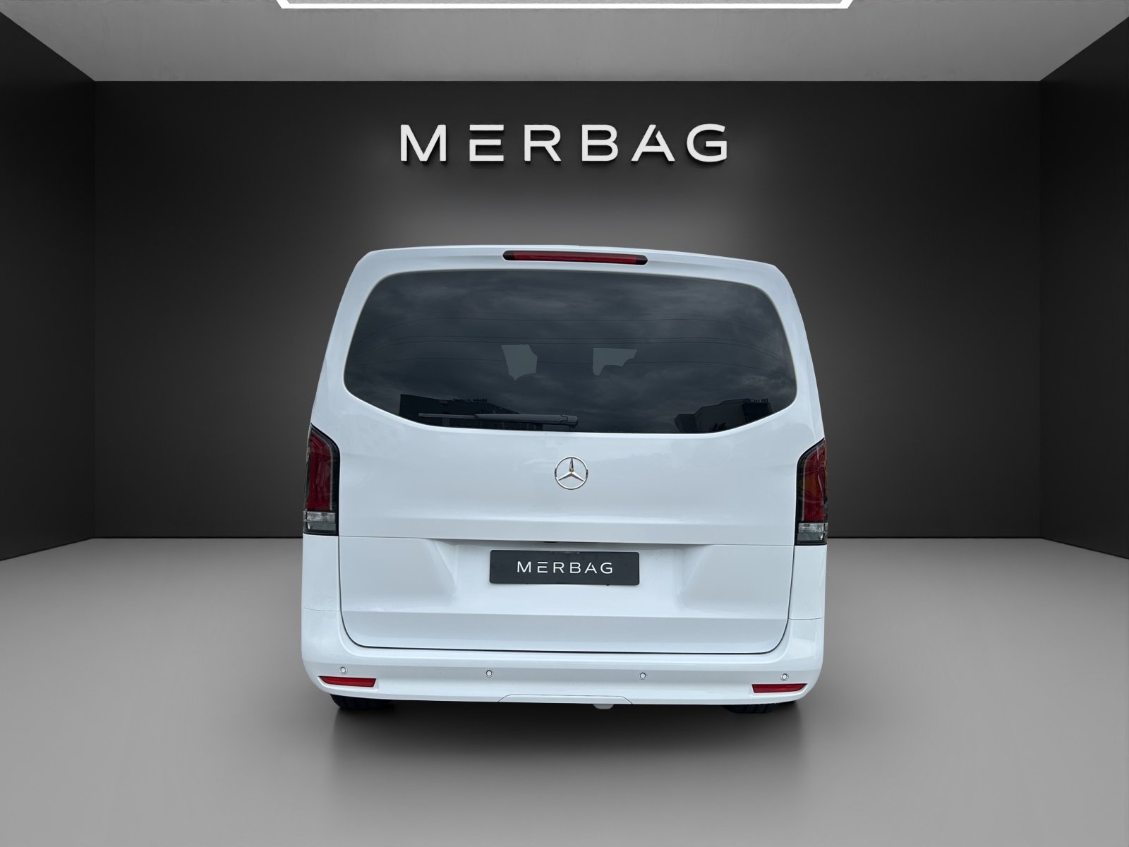 MERCEDES-BENZ Vito 119 CDI Lang Tourer 9G-Tronic 4M Select, Diesel, Ex-demonstrator, Automatic - 4