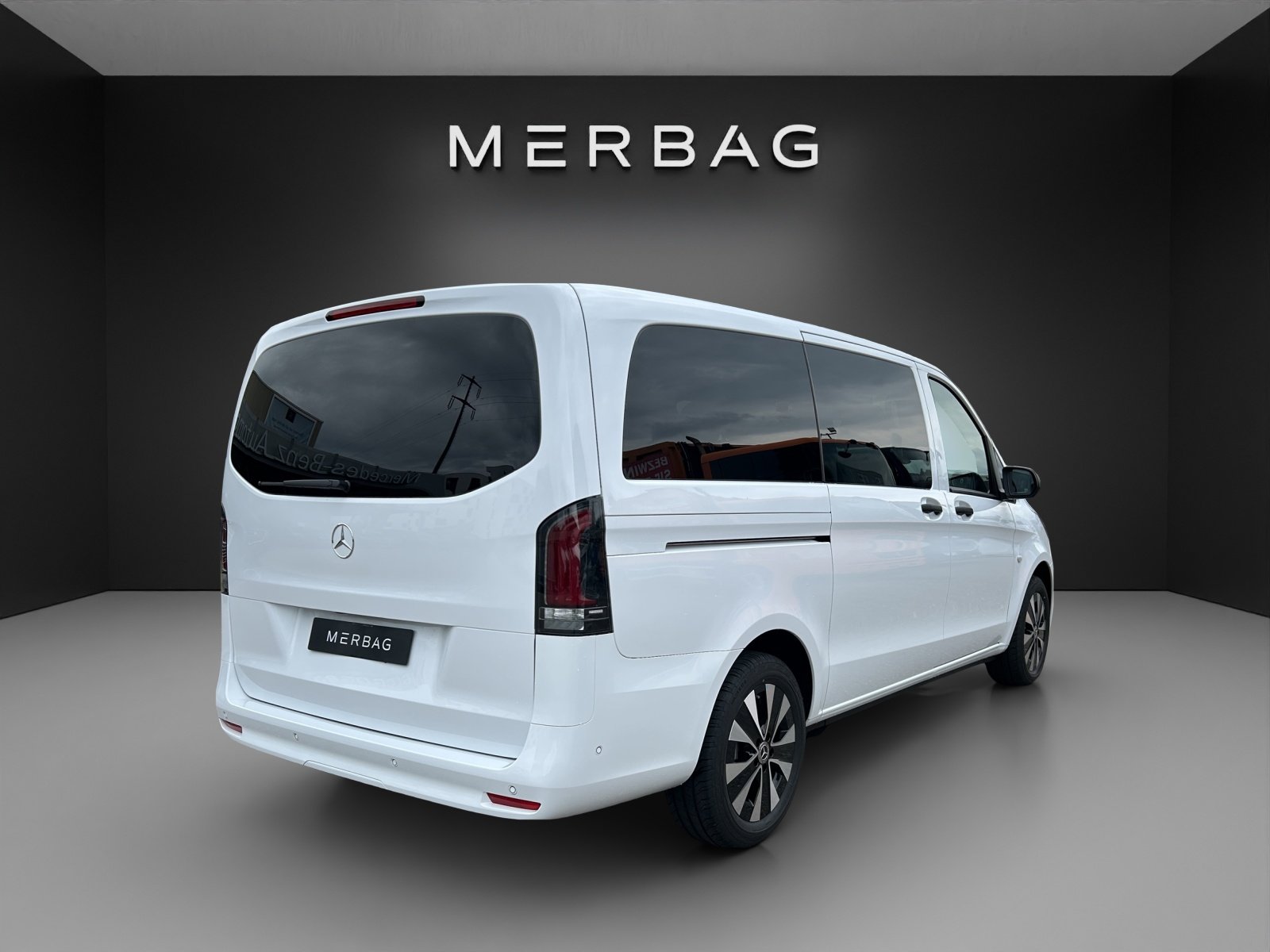 MERCEDES-BENZ Vito 119 CDI Lang Tourer 9G-Tronic 4M Select, Diesel, Ex-demonstrator, Automatic - 6