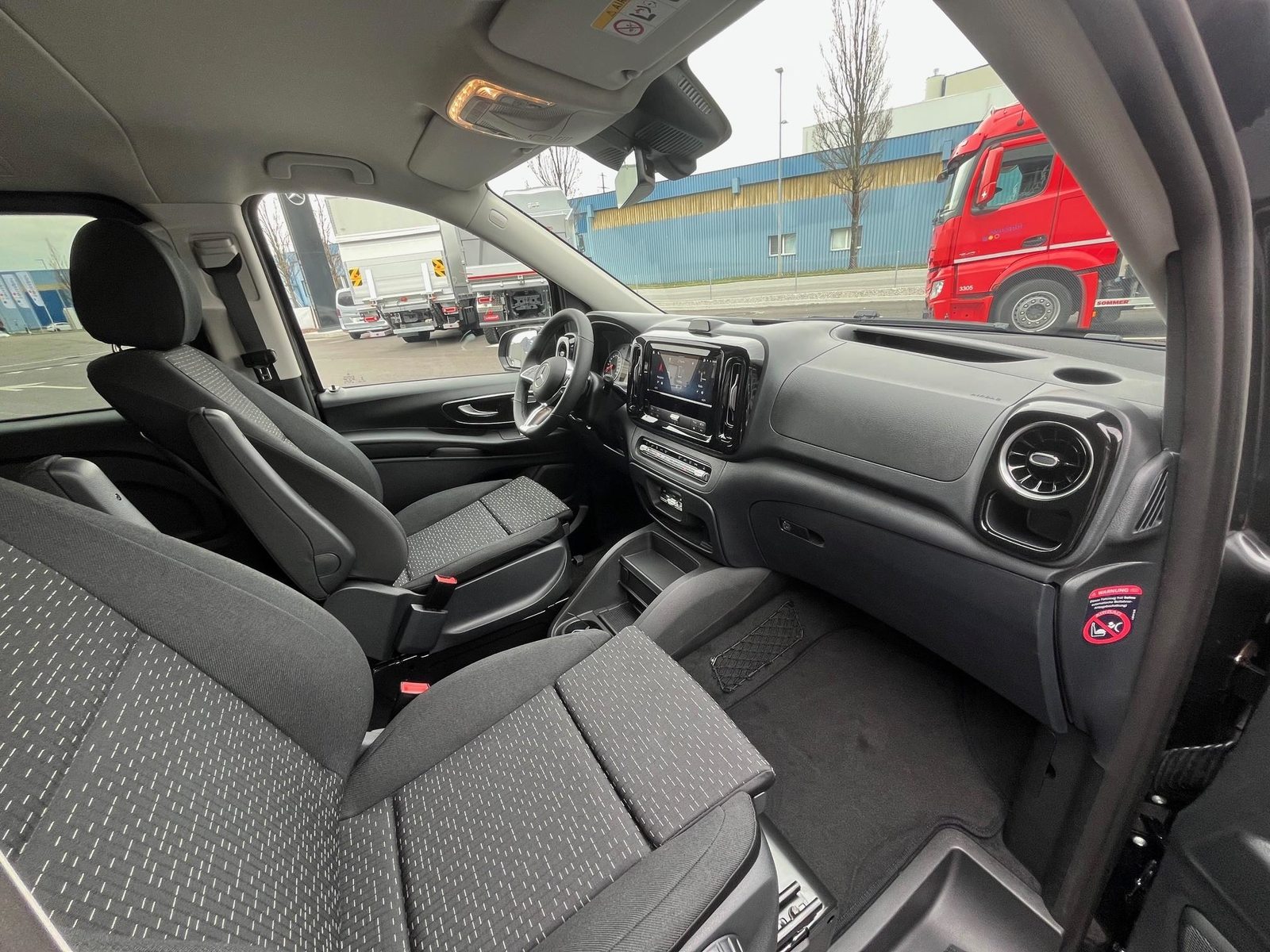 MERCEDES-BENZ Vito 116 Kombi L 2.0 CDI Select Family, Diesel, Vorführwagen, Automatik - 7