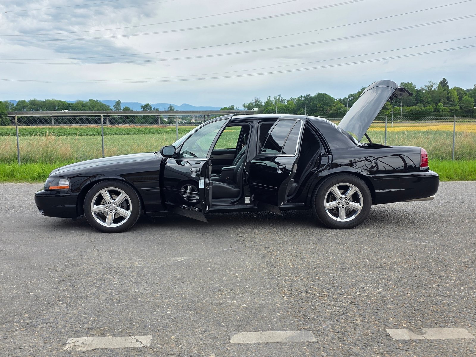 MERCURY Marauder 4.6 V8 Limousine / Neu ab Mfk., Occasion / Utilisé, Automatique - 4