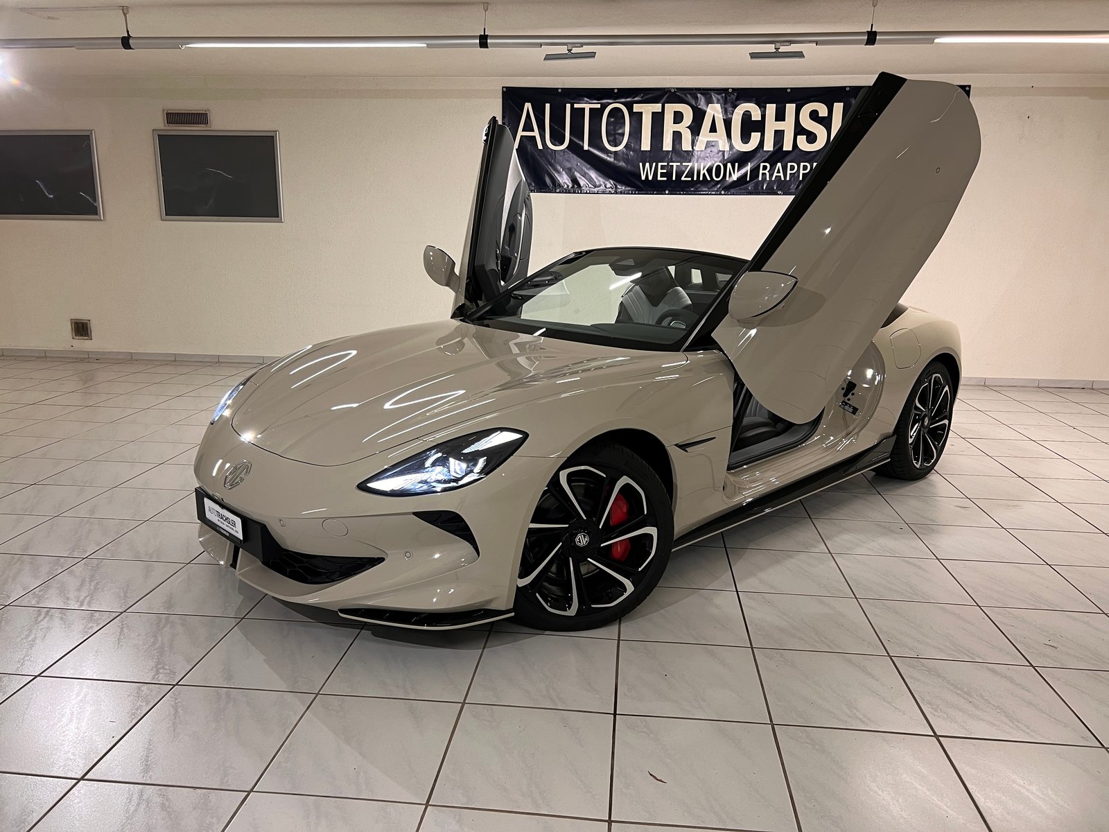 MG Cyberster 77kWh 4WD, Elettrica, Auto nuove, Automatico - 2