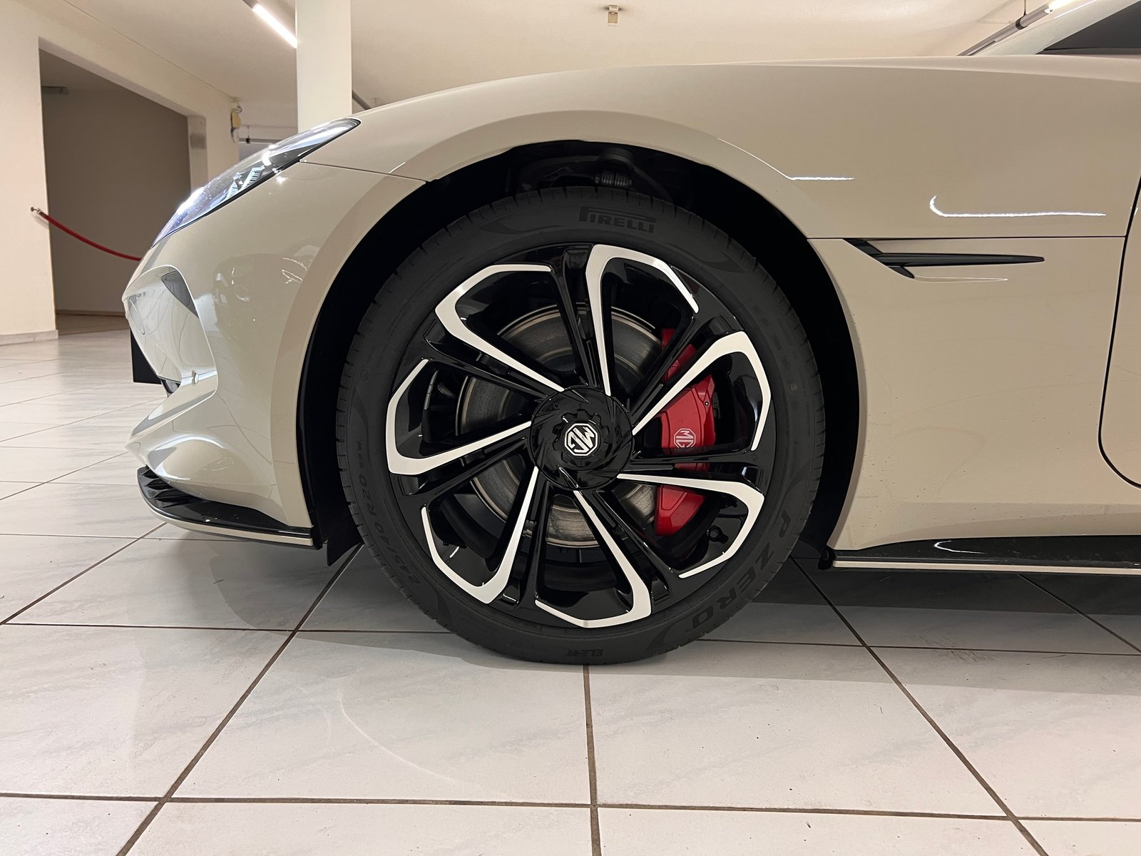 MG Cyberster 77kWh 4WD, Elettrica, Auto nuove, Automatico - 7