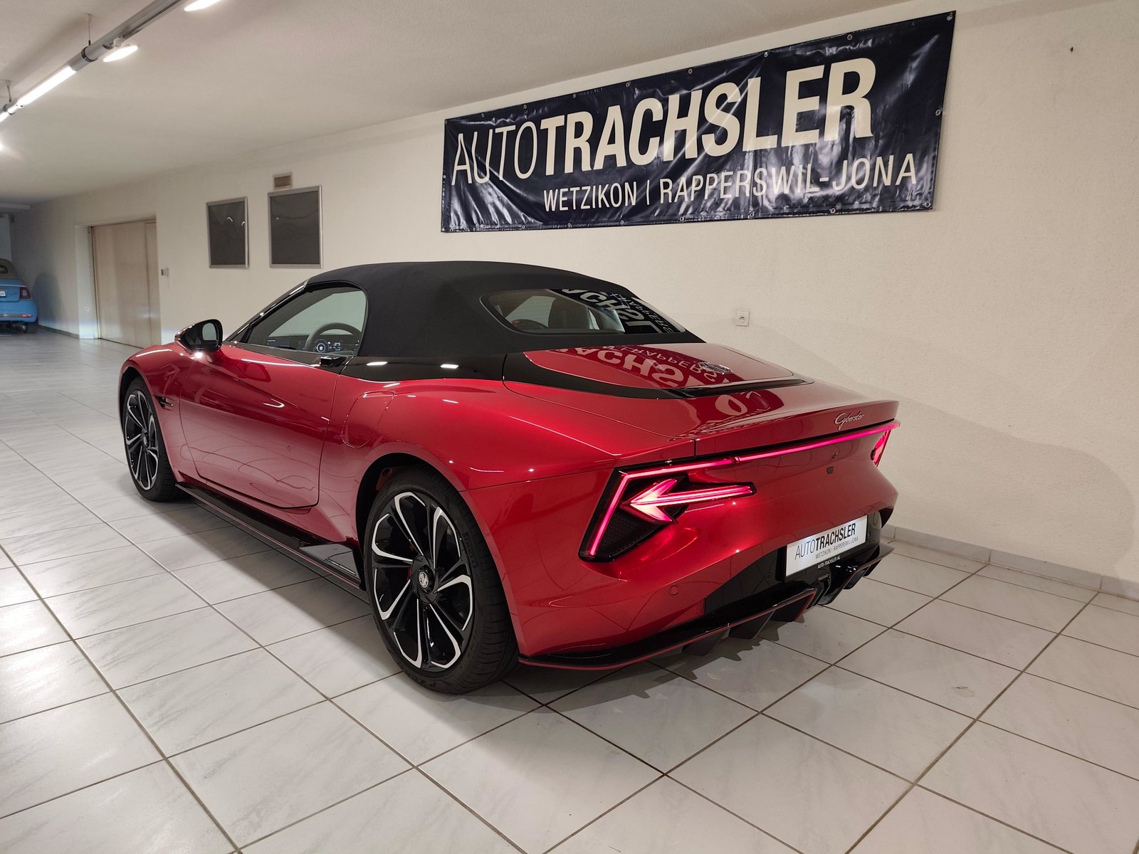 MG Cyberster 77kWh 4WD, Electric, New car, Automatic - 7