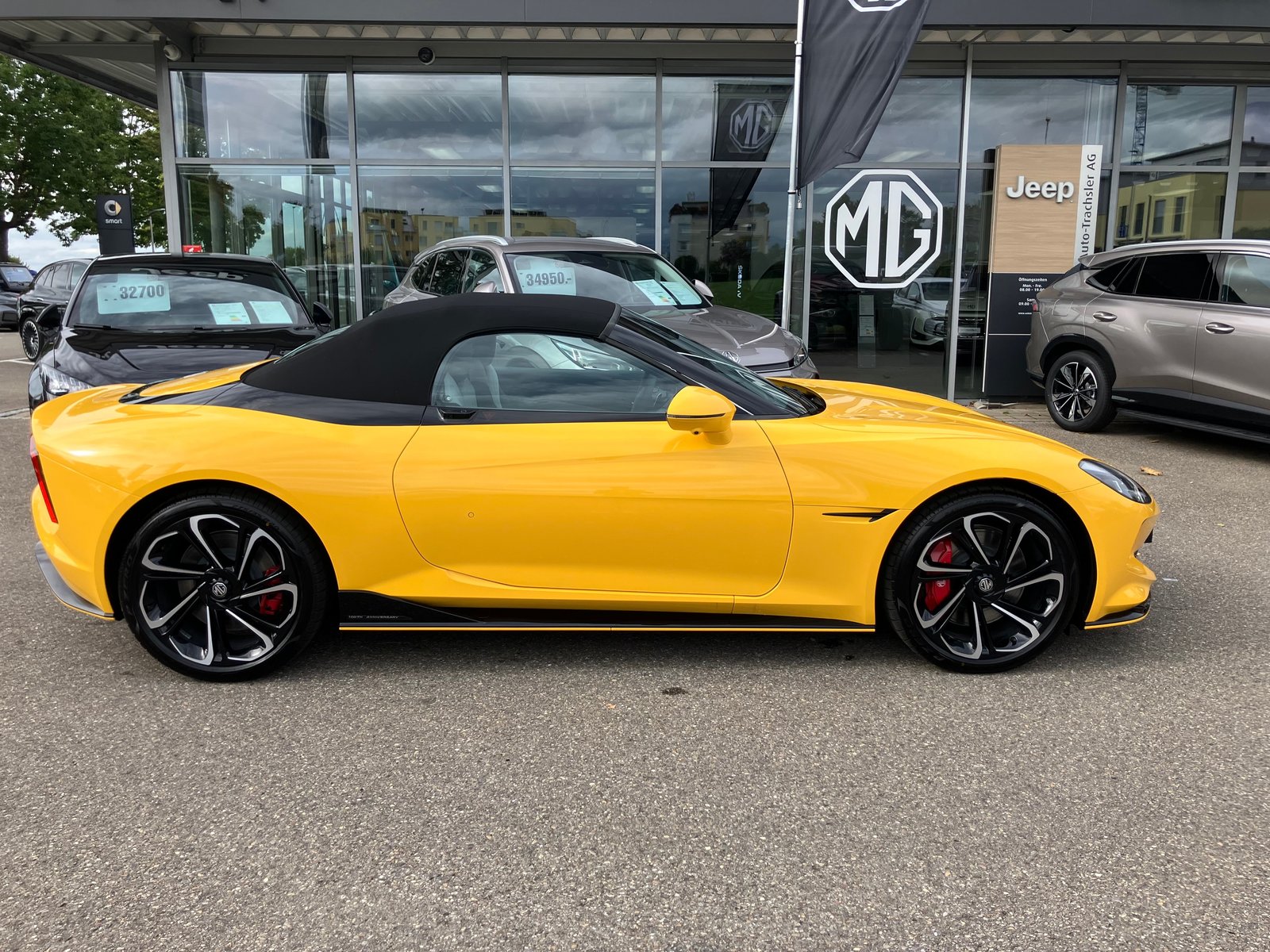 MG Cyberster 77kWh 4WD, Elektro, Neuwagen, Automatik - 4