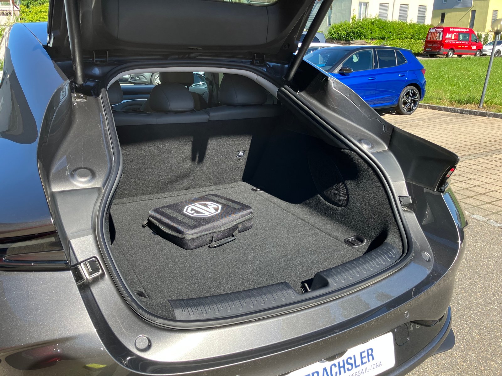 MG IM5 EV 100kWh Performance 20 AWD, Electric, New car, Automatic - 6