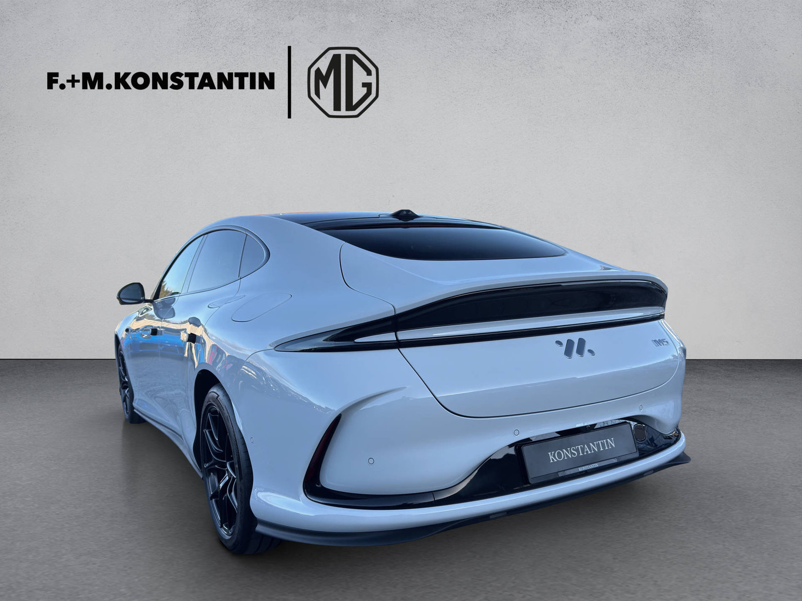 MG IM5 100 kWh Performance 4WD, Electric, Ex-demonstrator, Automatic - 5