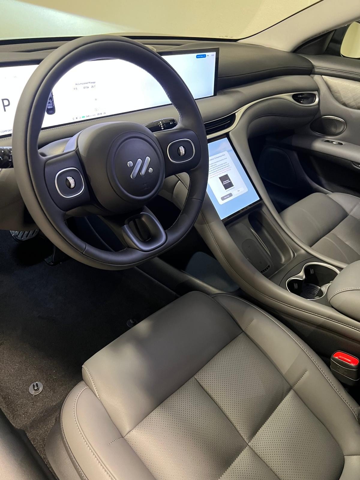 MG IM5 EV 100kWh Performance 20 AWD, Elektro, Vorführwagen, Automatik - 7