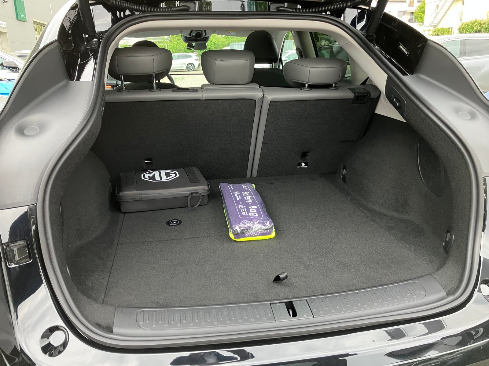 MG IM6 EV 100kWh Performance 20, Electric, New car, Automatic - 6