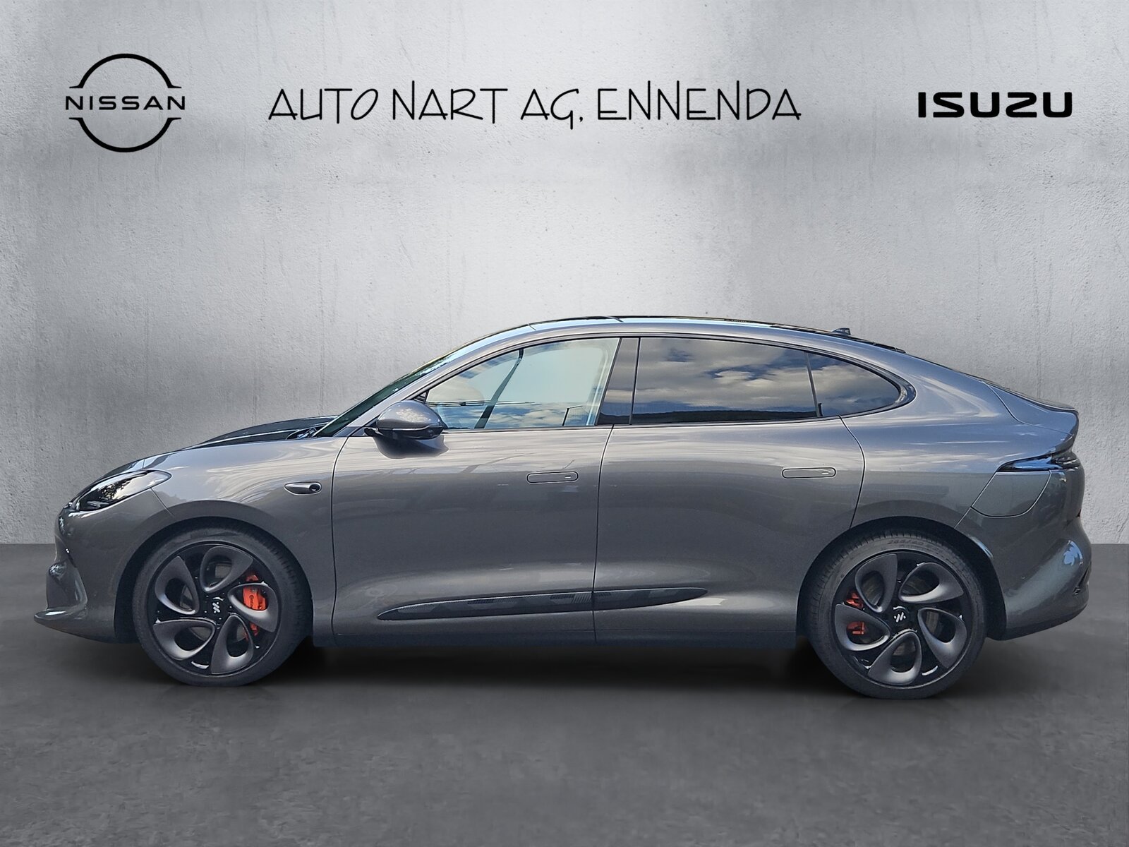 MG IM6 EV 100kWh Perf. 21, Electric, Ex-demonstrator, Automatic - 2