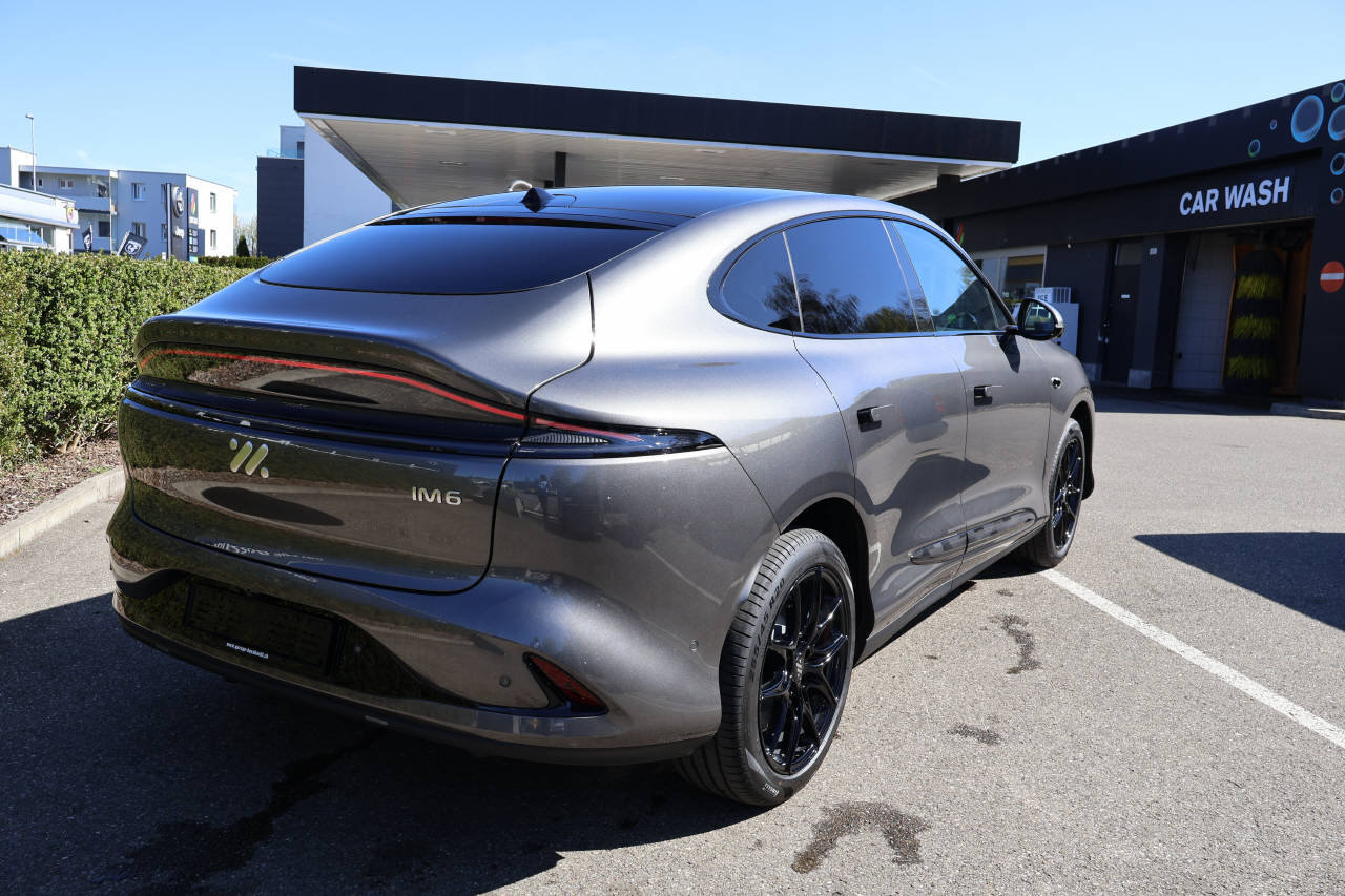 MG IM6 100 kWh Performance 4WD, Elettrica, Auto nuove, Automatico - 3