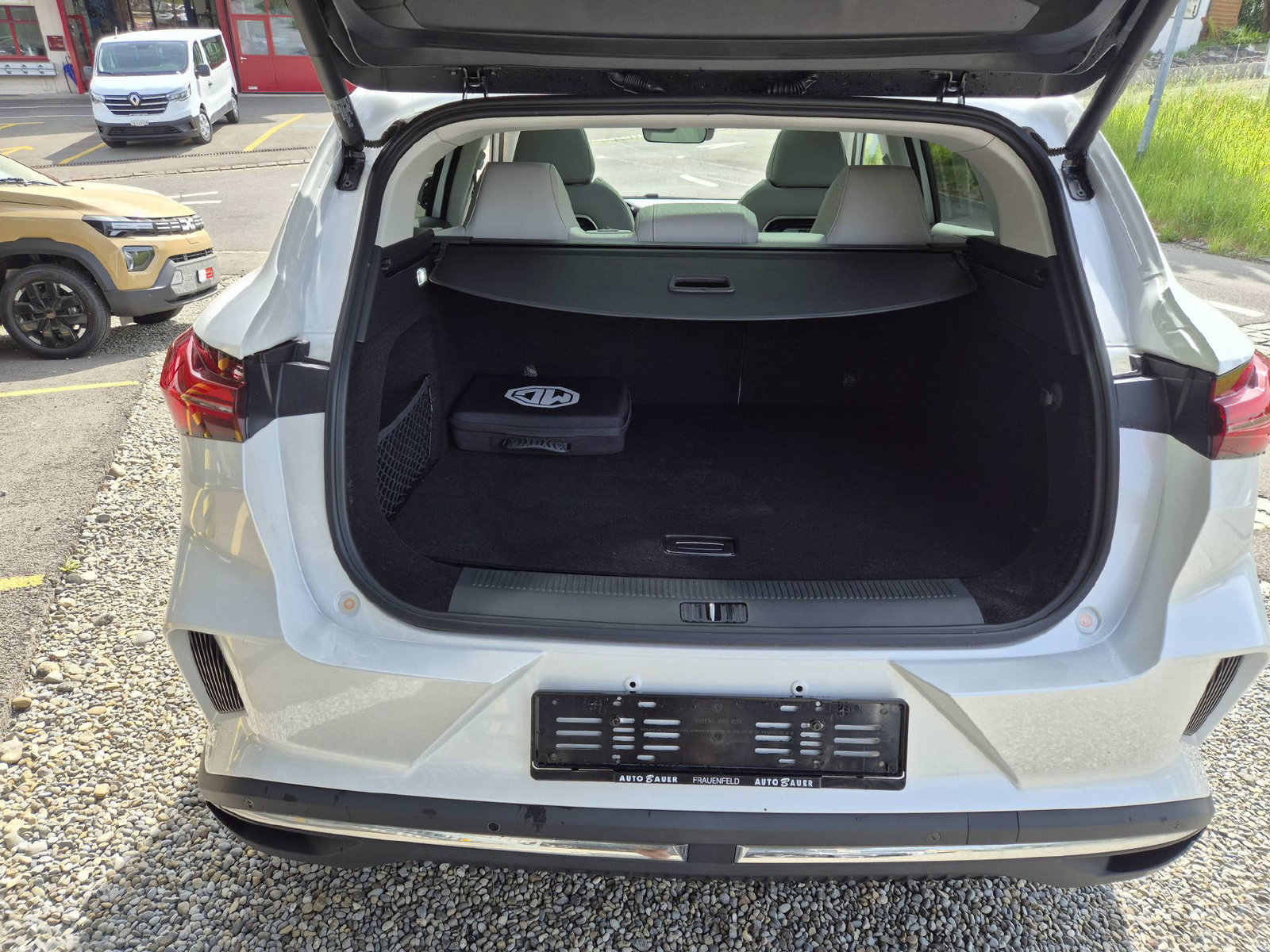 MG Marvel R 70kWh Luxury, Elektro, Neuwagen, Automatik - 7