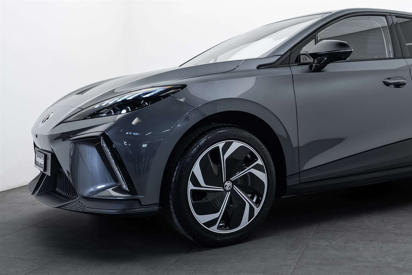 MG MG 4 EV 64kWh Premium Facelift Automat, Electric, New car, Automatic - 2