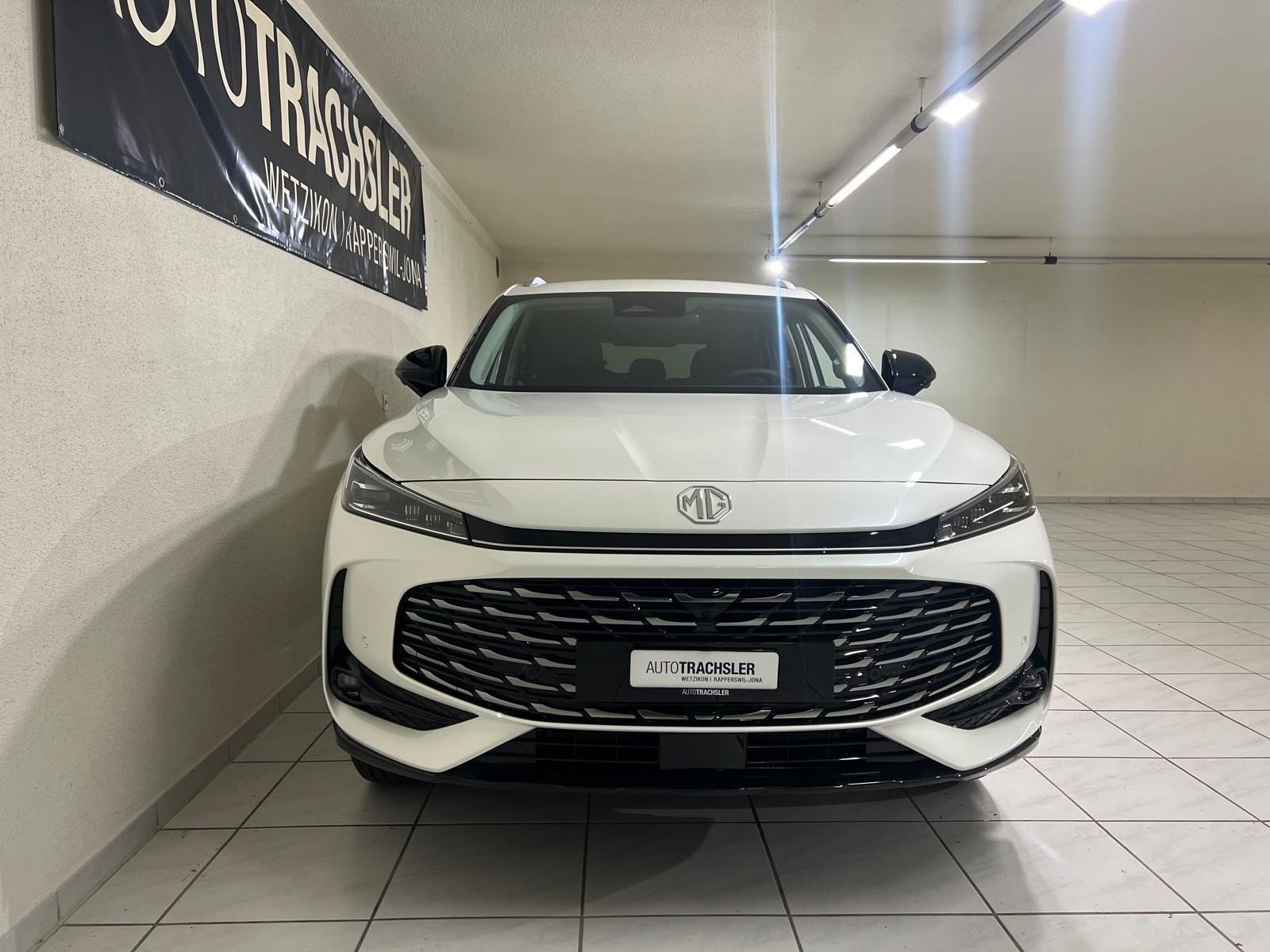 MG HS 1.5 T PHEV Luxury, Plug-in-Hybrid Benzina/Elettrica, Auto nuove, Automatico - 2