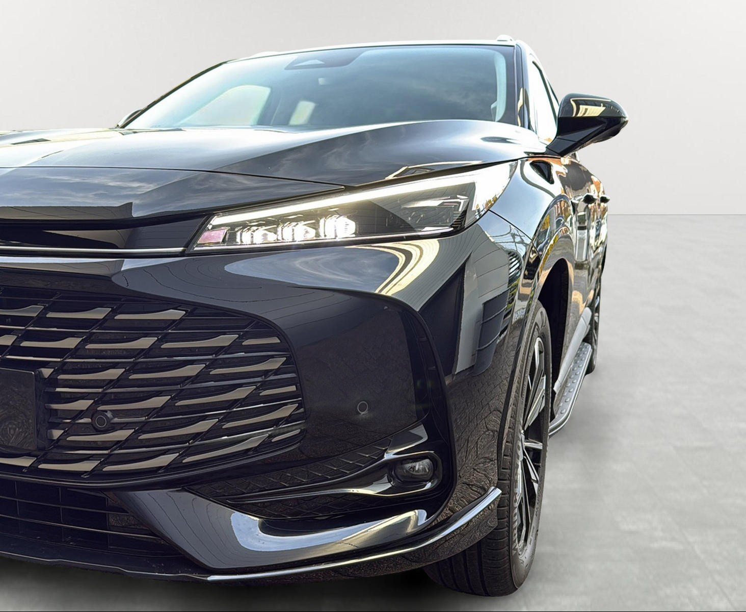 MG HS 1.5 T PHEV Luxury, Plug-in-Hybrid Benzina/Elettrica, Auto nuove, Automatico - 3