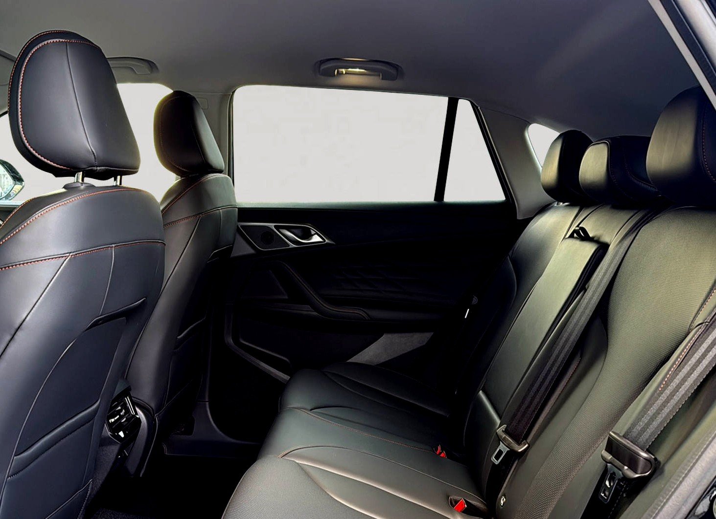 MG HS 1.5 T PHEV Luxury, Plug-in-Hybrid Benzina/Elettrica, Auto nuove, Automatico - 7
