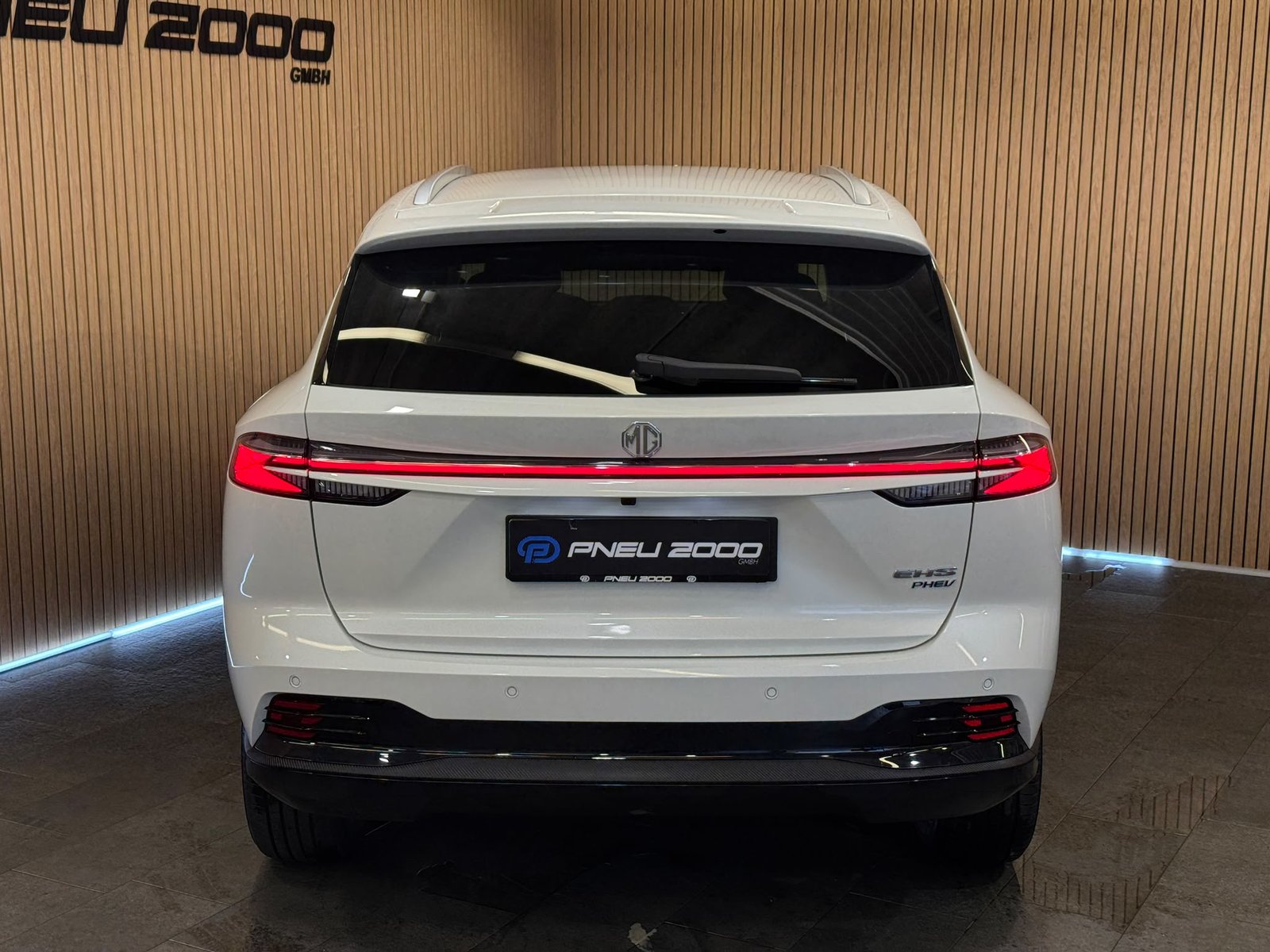 MG HS 1.5 T PHEV Luxury, Plug-in-Hybrid Benzin/Elektro, Neuwagen, Automatik - 7