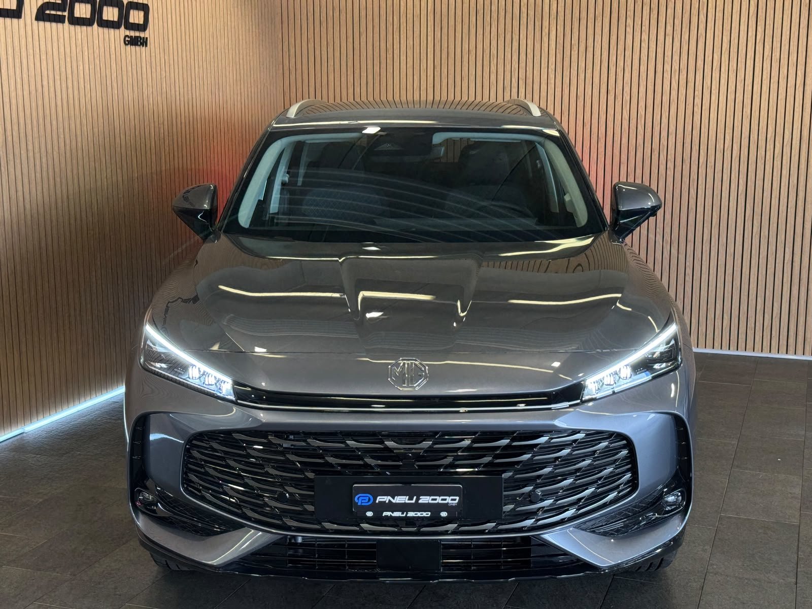 MG HS 1.5 T PHEV Comfort, Plug-in-Hybrid Benzin/Elektro, Neuwagen, Automatik - 2