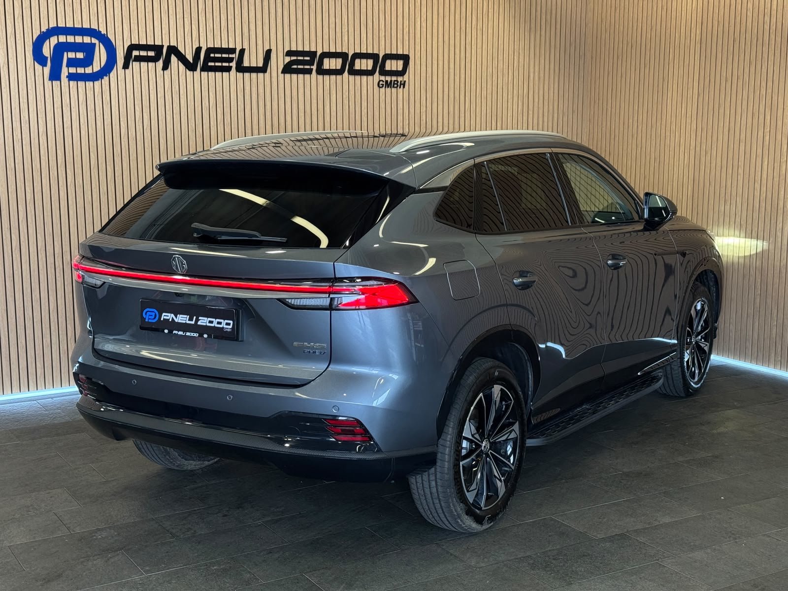 MG HS 1.5 T PHEV Comfort, Plug-in-Hybrid Benzin/Elektro, Neuwagen, Automatik - 5