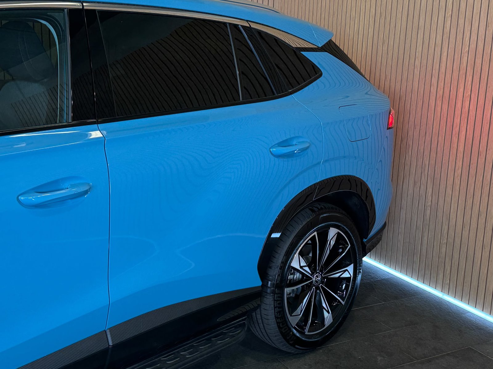 MG HS 1.5 T PHEV Comfort, Plug-in-Hybrid Benzin/Elektro, Neuwagen, Automatik - 4