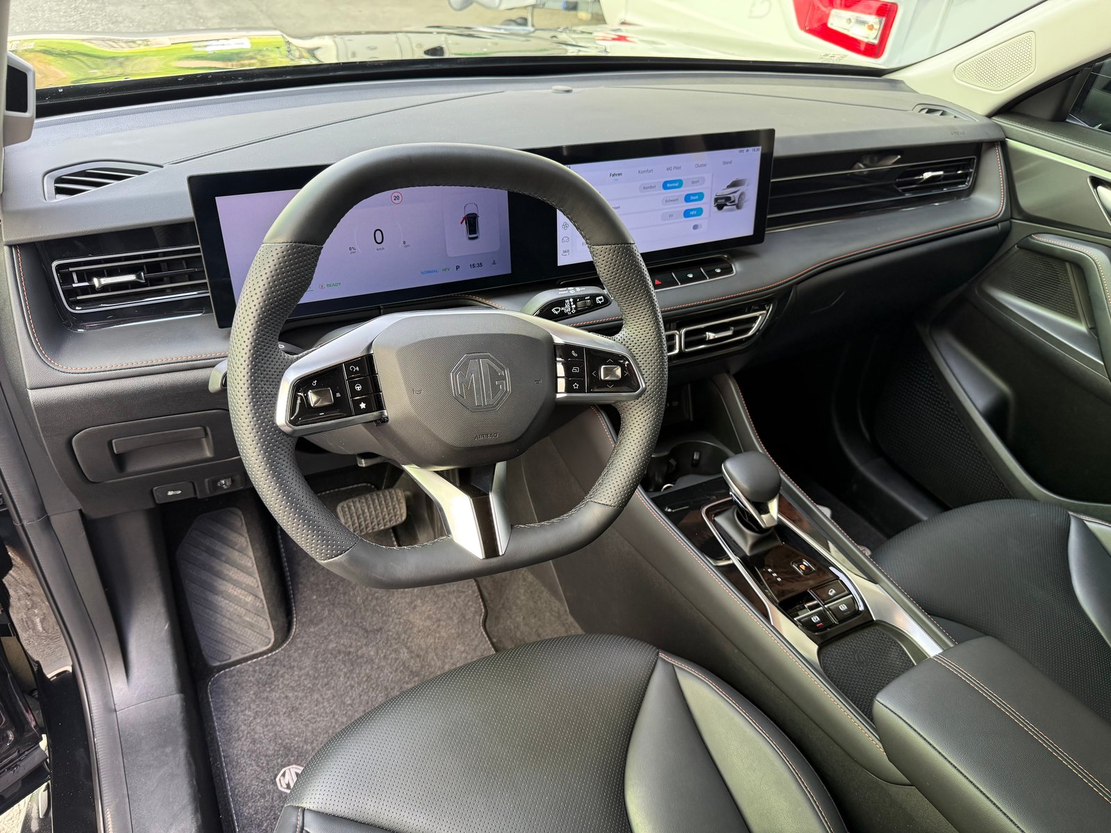 MG HS 1.5 T PHEV Luxury, Plug-in-Hybrid Benzina/Elettrica, Occasioni / Usate, Automatico - 3