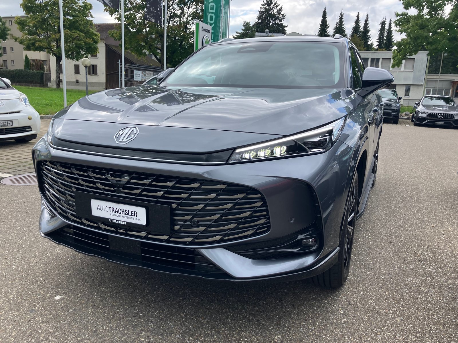 MG HS 1.5 T PHEV Luxury, Plug-in-Hybrid Benzina/Elettrica, Auto dimostrativa, Automatico - 3