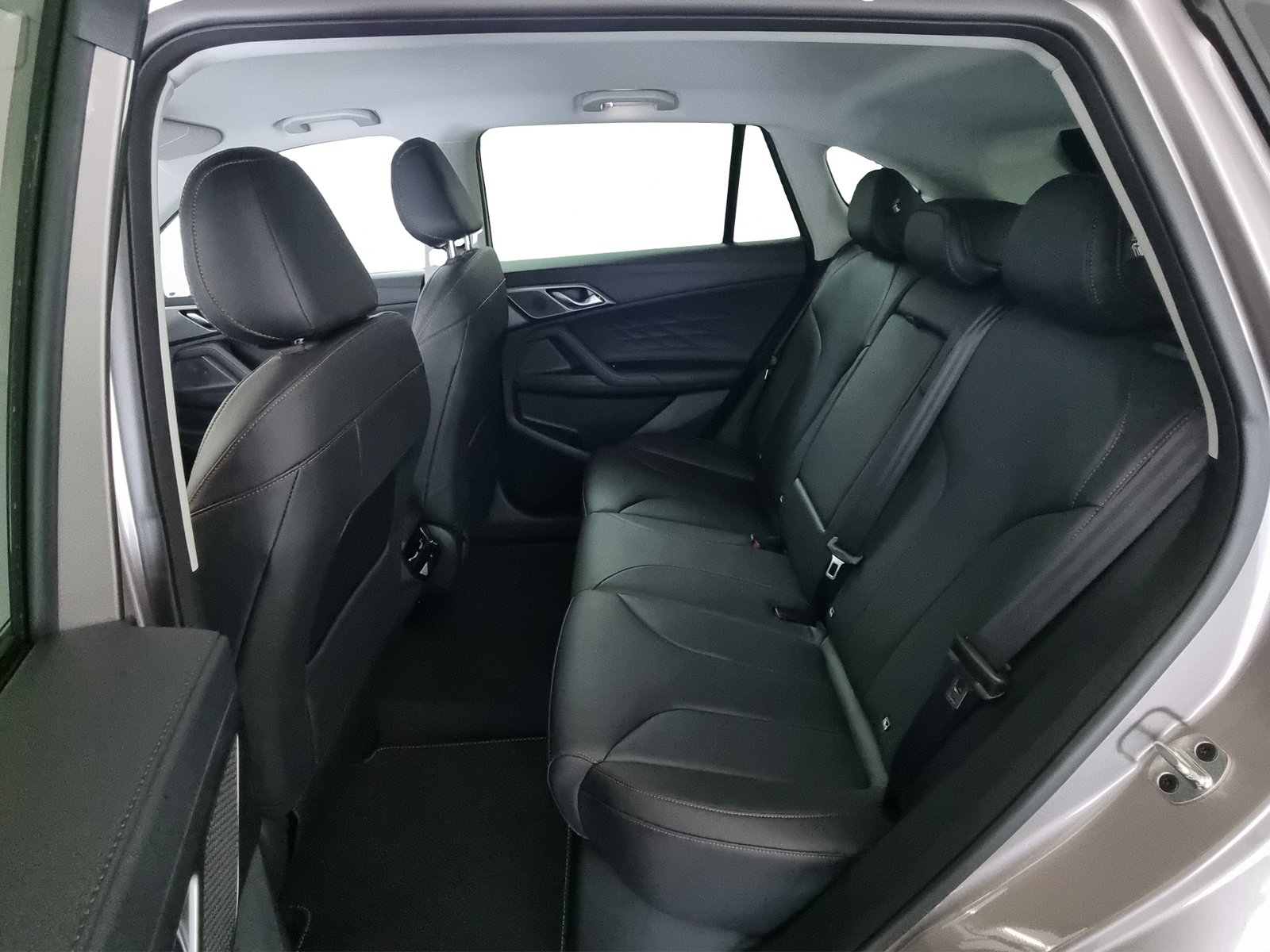 MG MG HS 1.5 T PHEV Luxury, Hybride Rechargeable Essence/Électricité, Automatique - 7