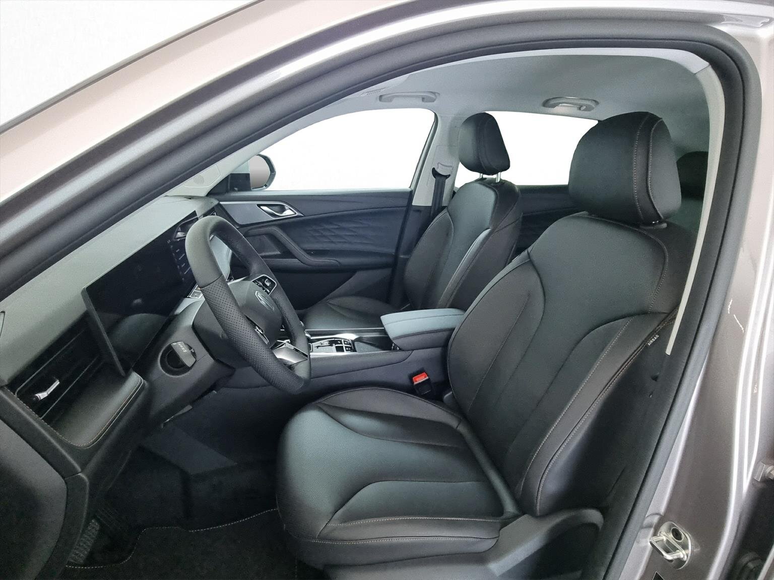 MG MG HS 1.5 T PHEV Luxury, Plug-in-Hybrid Petrol/Electric, Pre-registered new car, Automatic - 6