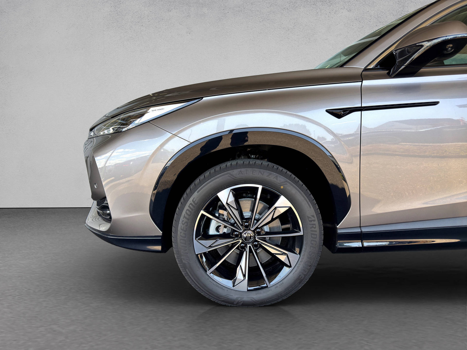 MG HS 1.5 Hybrid Luxury, Hybride Integrale Benzina/Elettrica, Auto nuove, Automatico - 3