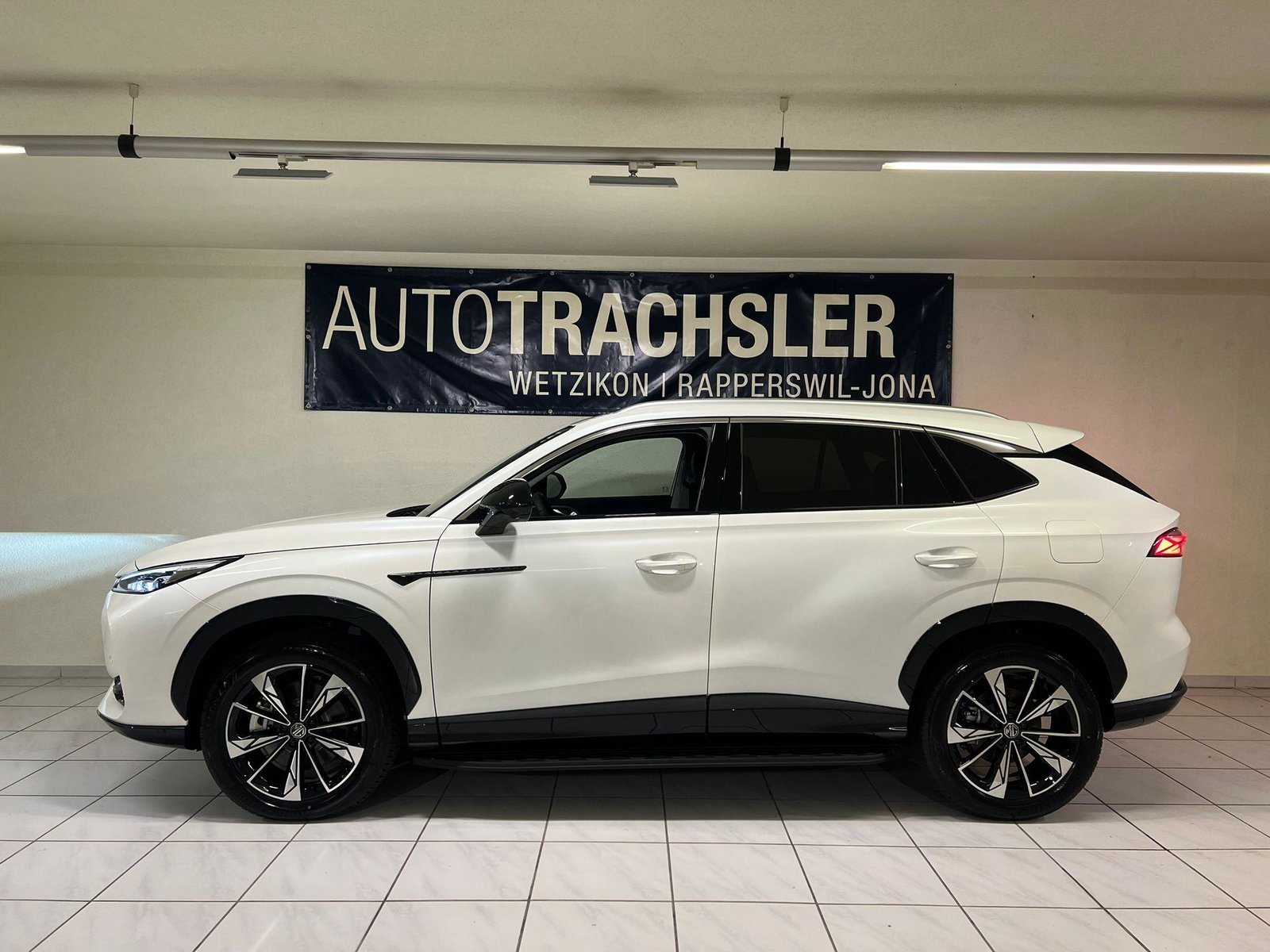 MG HS 1.5 PHEV Luxury