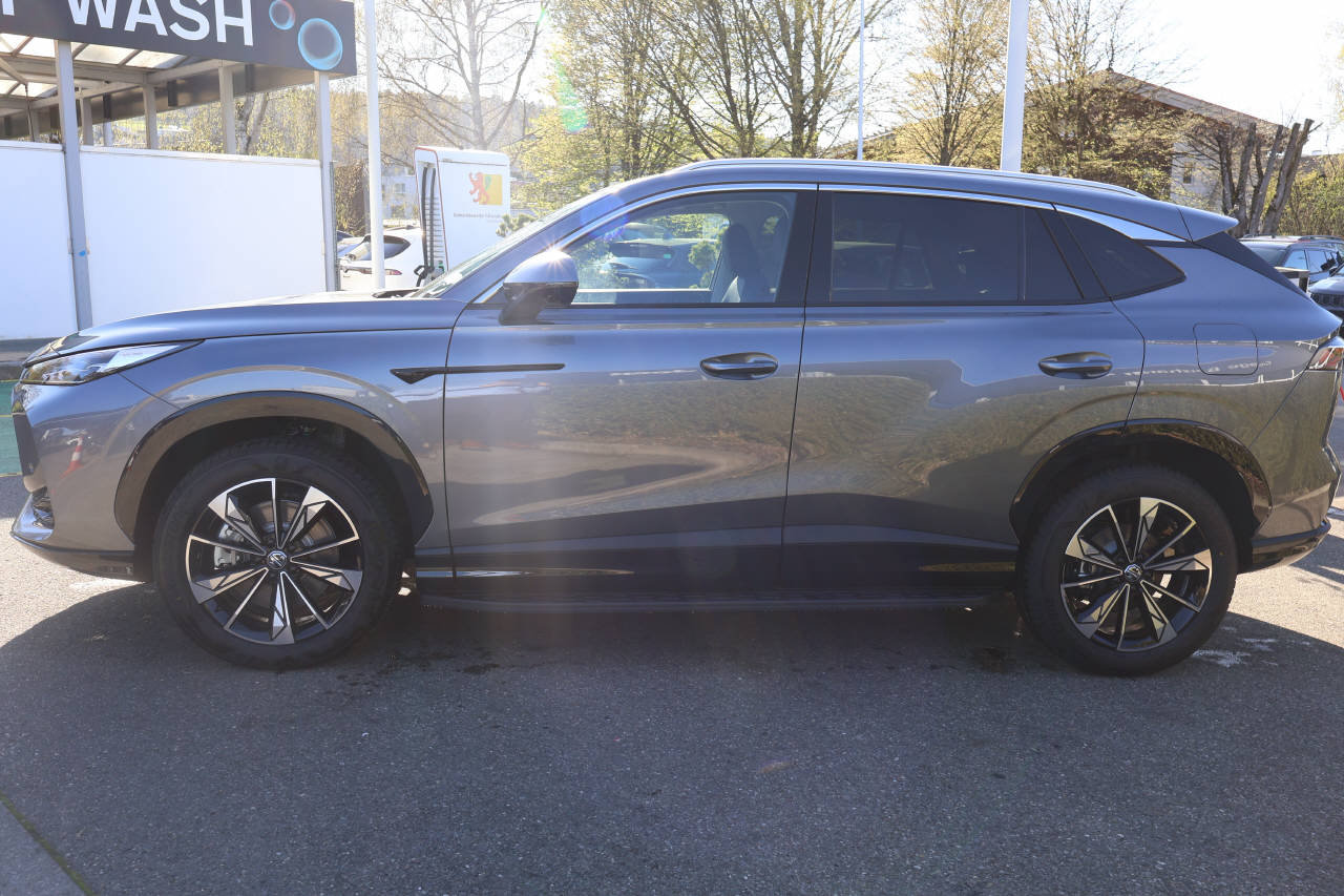 MG HS 1.5 PHEV Luxury, Plug-in-Hybrid Benzin/Elektro, Neuwagen, Automatik - 7