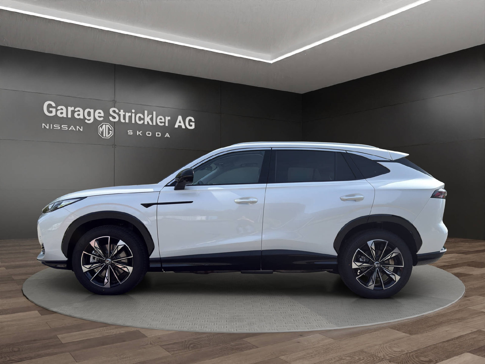 MG HS 1.5 Hybrid Luxury, Hybride Integrale Benzina/Elettrica, Auto nuove, Automatico - 2