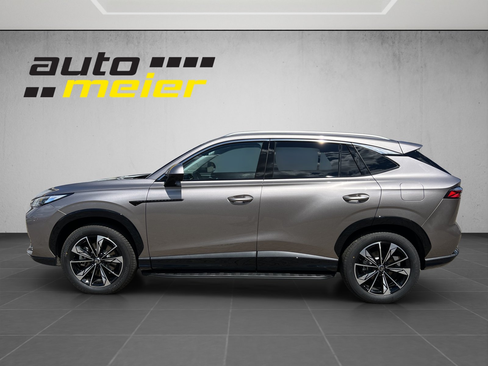 MG HS 1.5 PHEV Luxury, Plug-in-Hybrid Benzina/Elettrica, Auto nuove, Automatico - 2