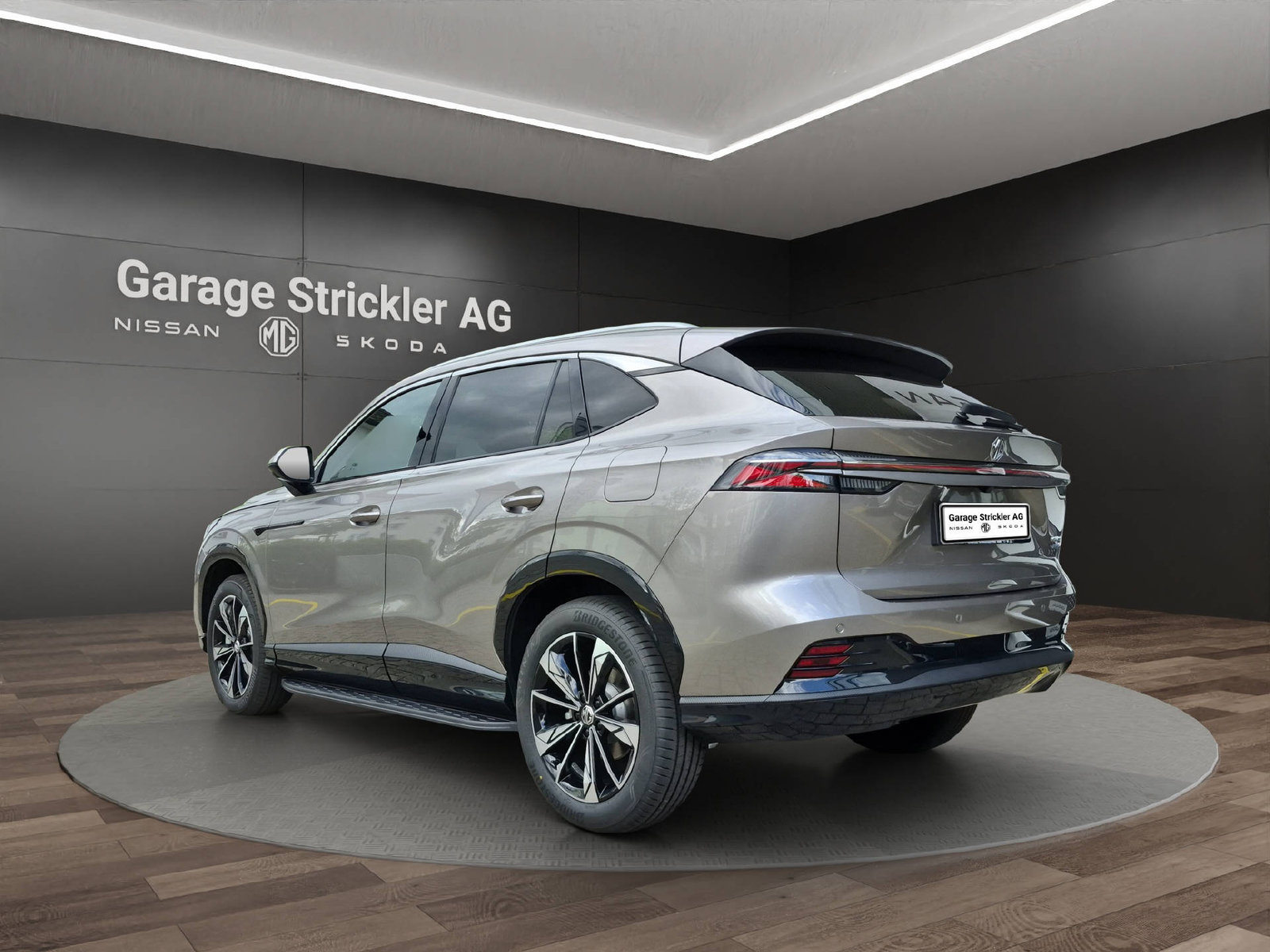 MG HS 1.5 PHEV Luxury, Hybride Rechargeable Essence/Électricité, Voiture nouvelle, Automatique - 3