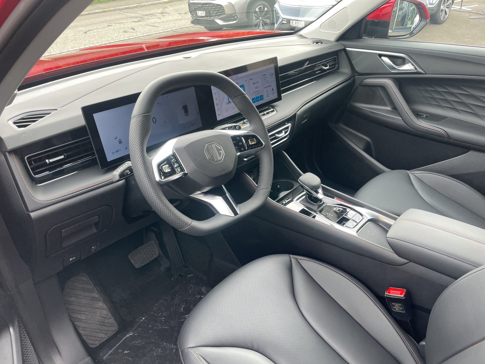 MG HS 1.5 Hybrid Luxury, Benzina, Auto nuove, Automatico - 4