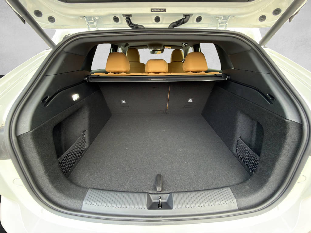 MG HS 1.5 Hybrid Luxury, Full-Hybrid Petrol/Electric, New car, Automatic - 6