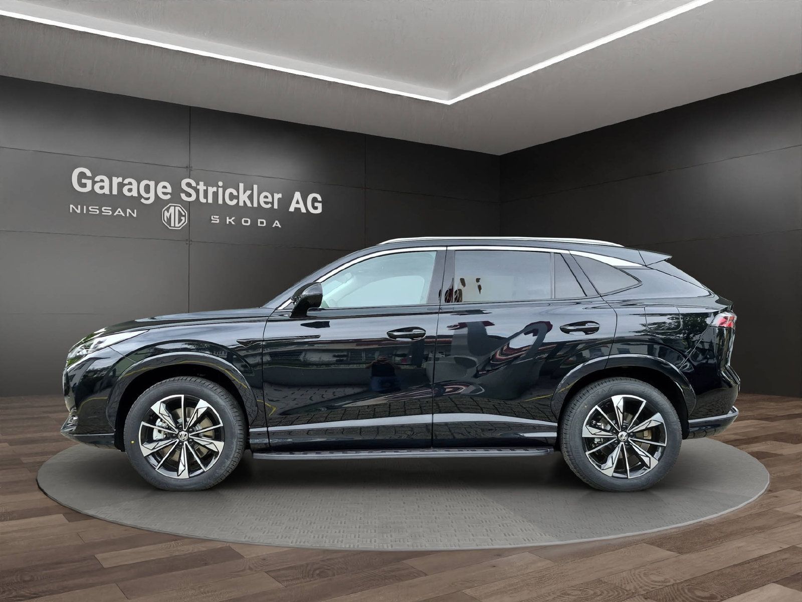 MG HS 1.5 PHEV Luxury, Plug-in-Hybrid Benzina/Elettrica, Auto nuove, Automatico - 2