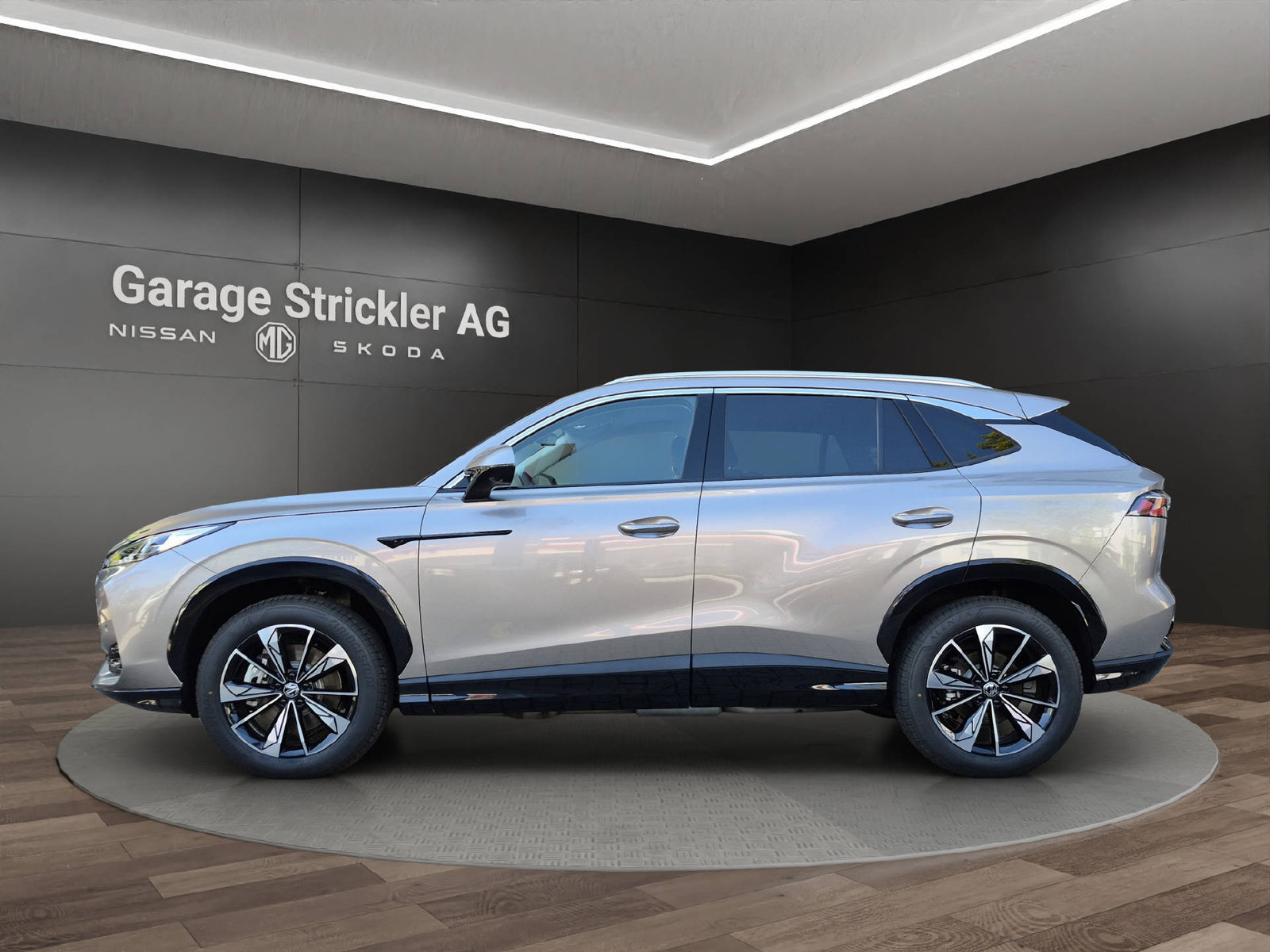 MG HS 1.5 Hybrid Luxury, Hybride Intégral Essence/Électricité, Voiture nouvelle, Automatique - 2